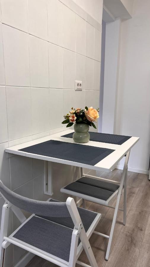 דירות בוקרשט Cotroceni Studio מראה חיצוני תמונה